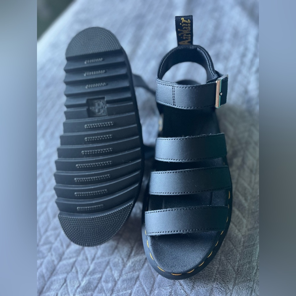 Dr. Martens Blaire Hydro Leather Strap Sandals |NEW| Size US 8